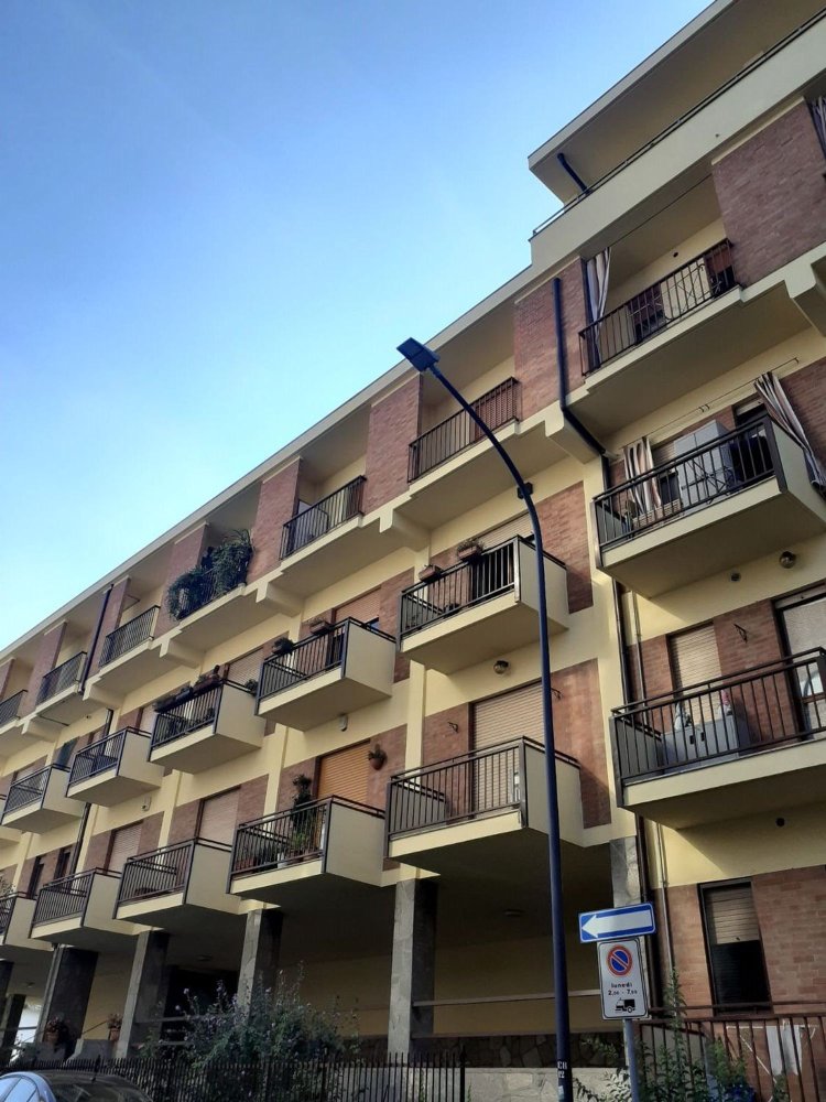 4 rooms Apartment in Asti, Italy No. 130389