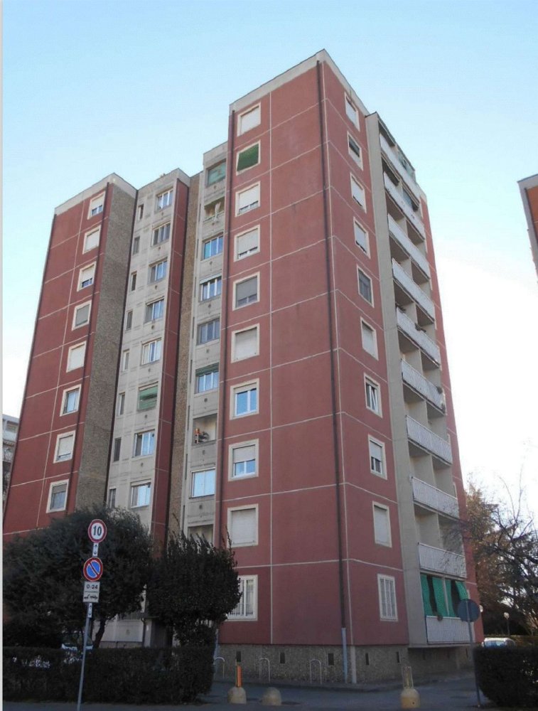 3 rooms Apartment in Milan, Italy No. 245946