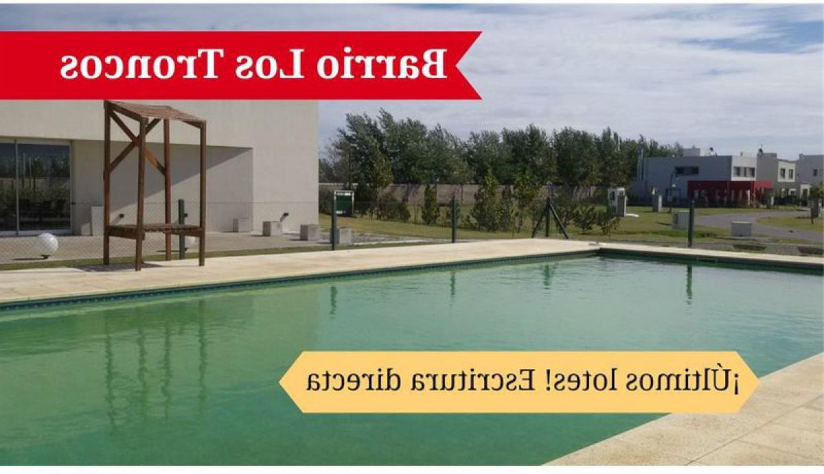 Terreno de 1 dormitorio en Berazategui, Argentina No. 49999