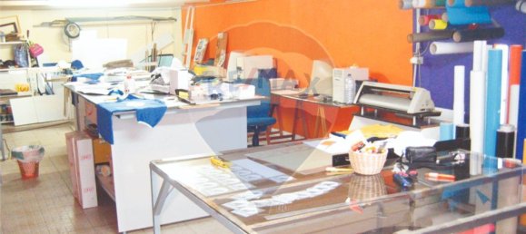 Gewerbliche Immobilie in Setubal, Portugal 105m², Nr. 51737 10