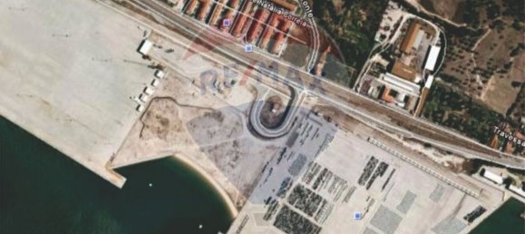 Gewerbliche Immobilie in Setubal, Portugal 105m², Nr. 51737 2