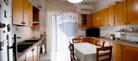 3غرفة شقة في Bari, Italy رقم 238195 7