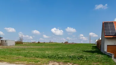  Land in Neusiedl am See, Austria No. 165312