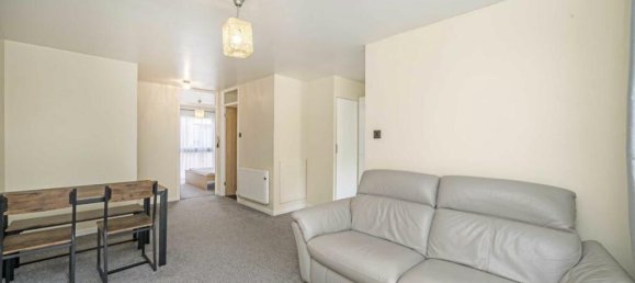 1 bedroom Apartment in Acton, United Kingdom No. 10052 2