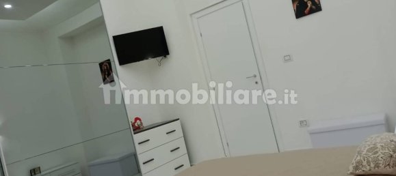 2 bedrooms Apartment in Turin, Italy No. 57944 9