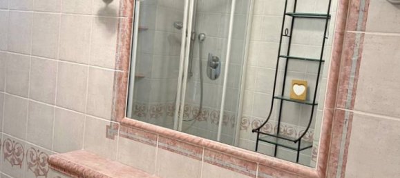 5 bedrooms House in Valdilana, Italy No. 105825 8