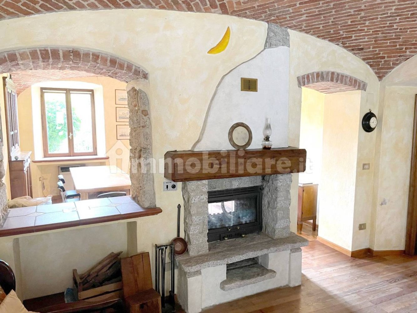 5 bedrooms House in Valdilana, Italy No. 105825