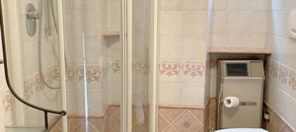 5 bedrooms House in Valdilana, Italy No. 105825 25