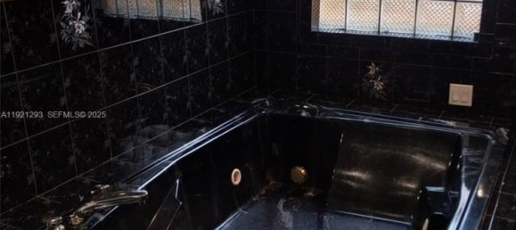 4 bedrooms Villa for sale in Miami, Miami-Dade, Florida, USA № 614648 7