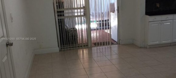 4 bedrooms Villa for sale in Miami, Miami-Dade, Florida, USA № 614648 13