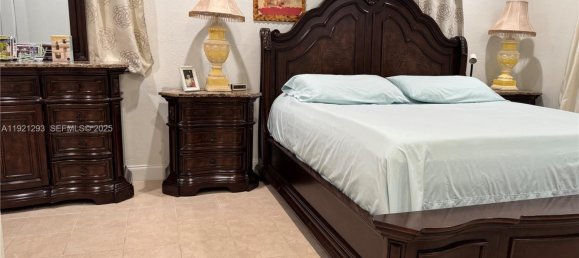 4 bedrooms Villa for sale in Miami, Miami-Dade, Florida, USA № 614648 16