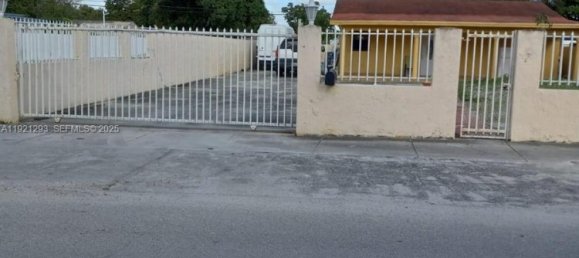 4 bedrooms Villa for sale in Miami, Miami-Dade, Florida, USA № 614648 5