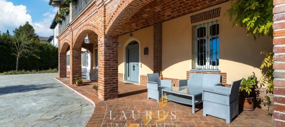 30 rooms Villa in Vignale Monferrato, Italy No. 144801 26