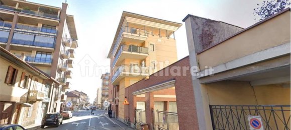 2 bedrooms Apartment in Collegno, Italy No. 10198 3