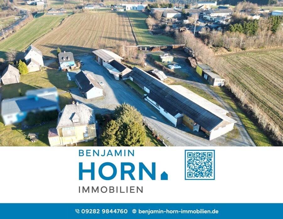 22 rooms Building in Hof, Germany No. 352763