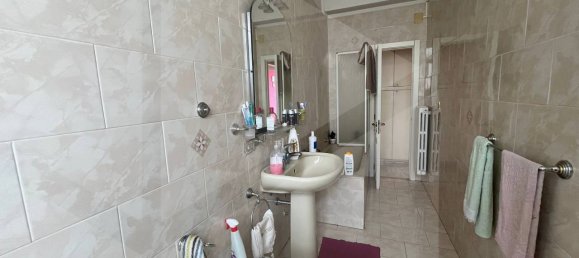 Квартира с 4 комнатами в Бари, Италия № 20013 30