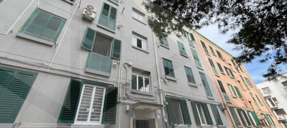 Квартира с 4 комнатами в Бари, Италия № 20013 6