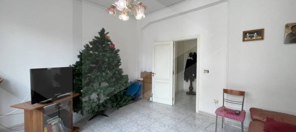 Квартира с 4 комнатами в Бари, Италия № 20013 10