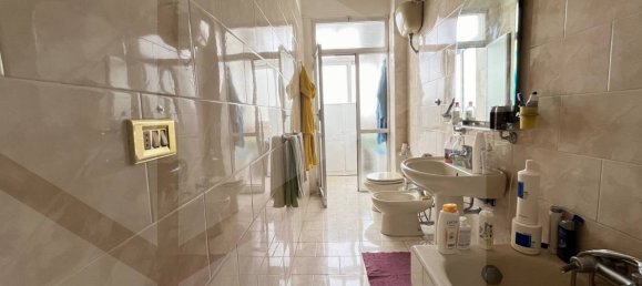 Квартира с 4 комнатами в Бари, Италия № 20013 29