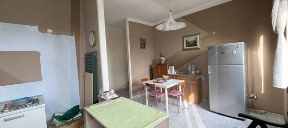 Квартира с 4 комнатами в Бари, Италия № 20013 19