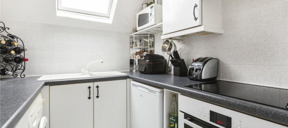 1 bedroom Apartment in Hadley Wood, United Kingdom No. 6653 9