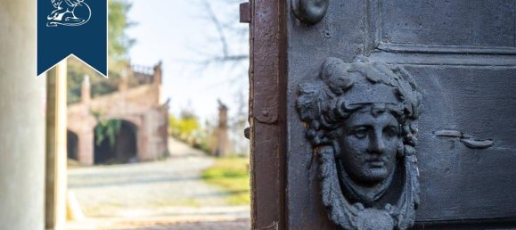 Castelos T10 em Cinaglio, Italy N.º 138694 15