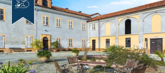 Castelos T10 em Cinaglio, Italy N.º 138694 17