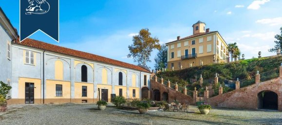 Castelos T10 em Cinaglio, Italy N.º 138694 8