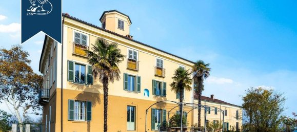 Castelos T10 em Cinaglio, Italy N.º 138694 9