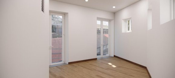 Tienda en Porto, Portugal 150 m² No. 8444 3