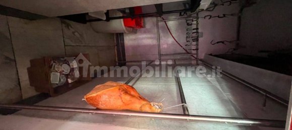 1 room Commercial property in Genoa, Italy No. 160424 12