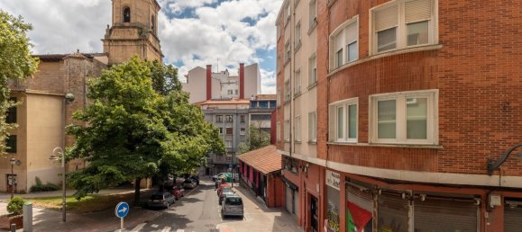 Квартира с 3 спальнями в Страна Басков, Испания № 175519 24