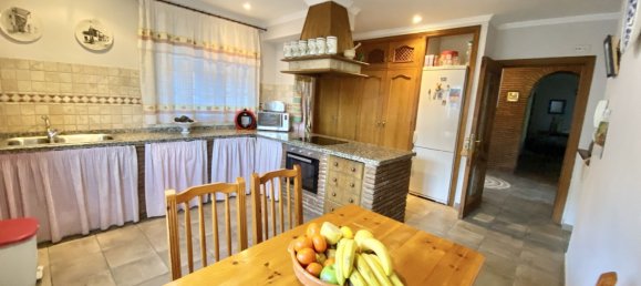 Villa T4 em Benahavis, Spain N.º 142307 3