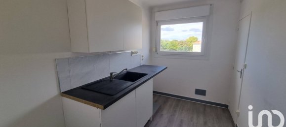 2 Schlafzimmer Wohnung in Chalons-en-Champagne, France, Nr. 241009 5