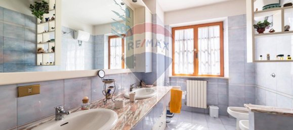 Apartamento de 6 habitaciónes en Mergo, Italy No. 2670 11