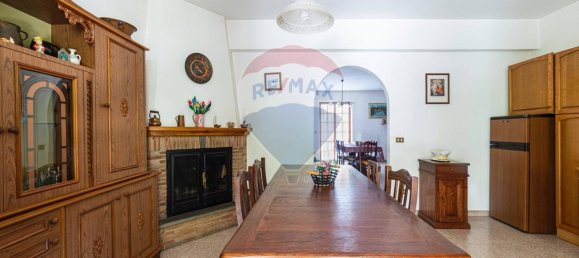 Apartamento de 6 habitaciónes en Mergo, Italy No. 2670 6