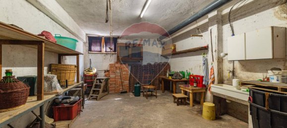 Apartamento de 6 habitaciónes en Mergo, Italy No. 2670 8