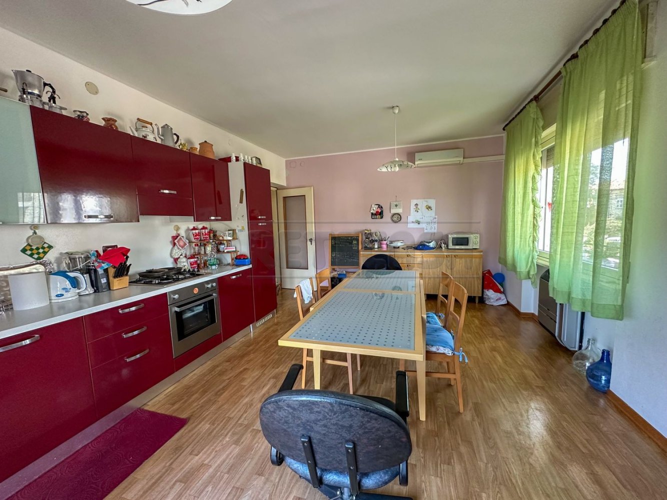 6 Schlafzimmer Wohnung in Udine, Italy, Nr. 380247