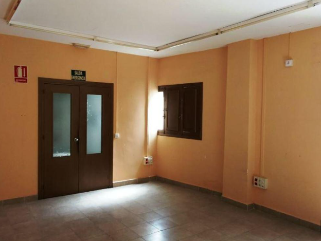 487m² Commercial property in Almeria, Spain No. 140561