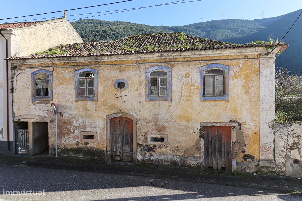 9 chambres Maison à Lousa, Portugal No. 38336