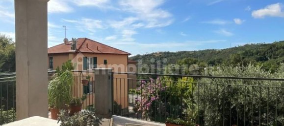 3 bedrooms Villa in Cogoleto, Italy No. 354700 4