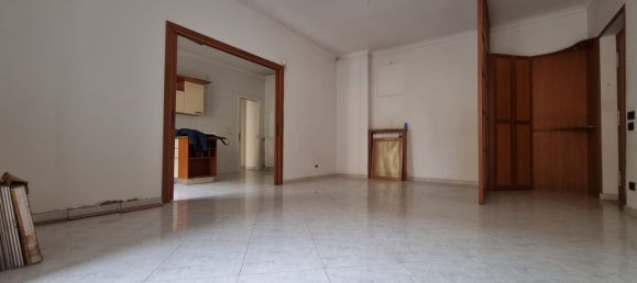 3-Zimmer Wohnung in Naples, Italy, Nr. 9668 23