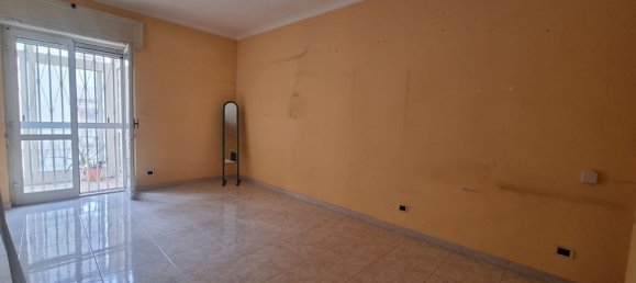 3-Zimmer Wohnung in Naples, Italy, Nr. 9668 8