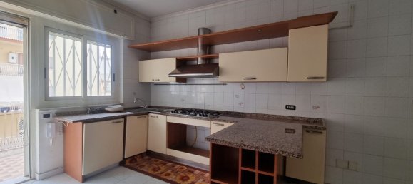 3-Zimmer Wohnung in Naples, Italy, Nr. 9668 37