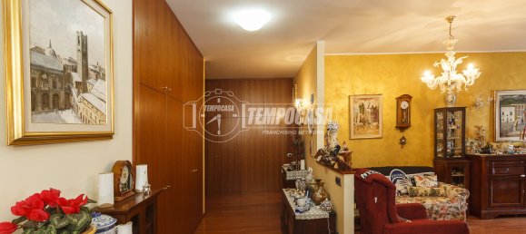 3-salle Appartement à Bergamo, Italy No. 258112 4