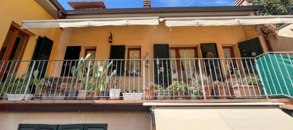 5 bedrooms Apartment in Florence, Italy No. 337006 12