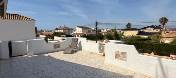 3 غرف نوم فيلا في Torrevieja, Spain رقم 176052 29