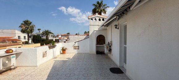 3 غرف نوم فيلا في Torrevieja, Spain رقم 176052 25