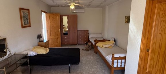 3 غرف نوم فيلا في Torrevieja, Spain رقم 176052 39