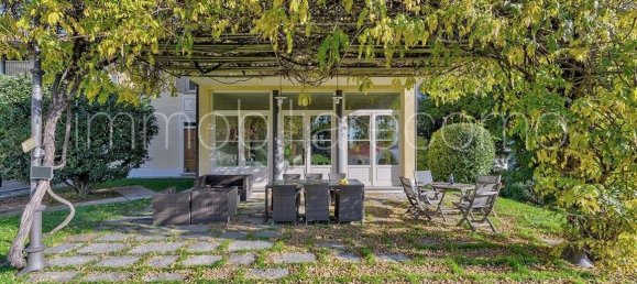 5 bedrooms Villa in Laglio, Italy No. 333052 5